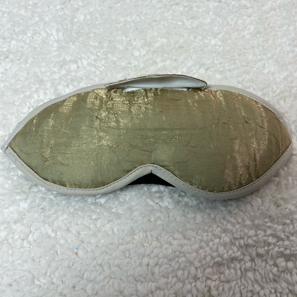 Bucky Shades Sleep Mask in Metallic Sage - Picture 7 of 9